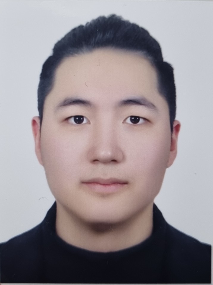 Youngwon Bae portrait image